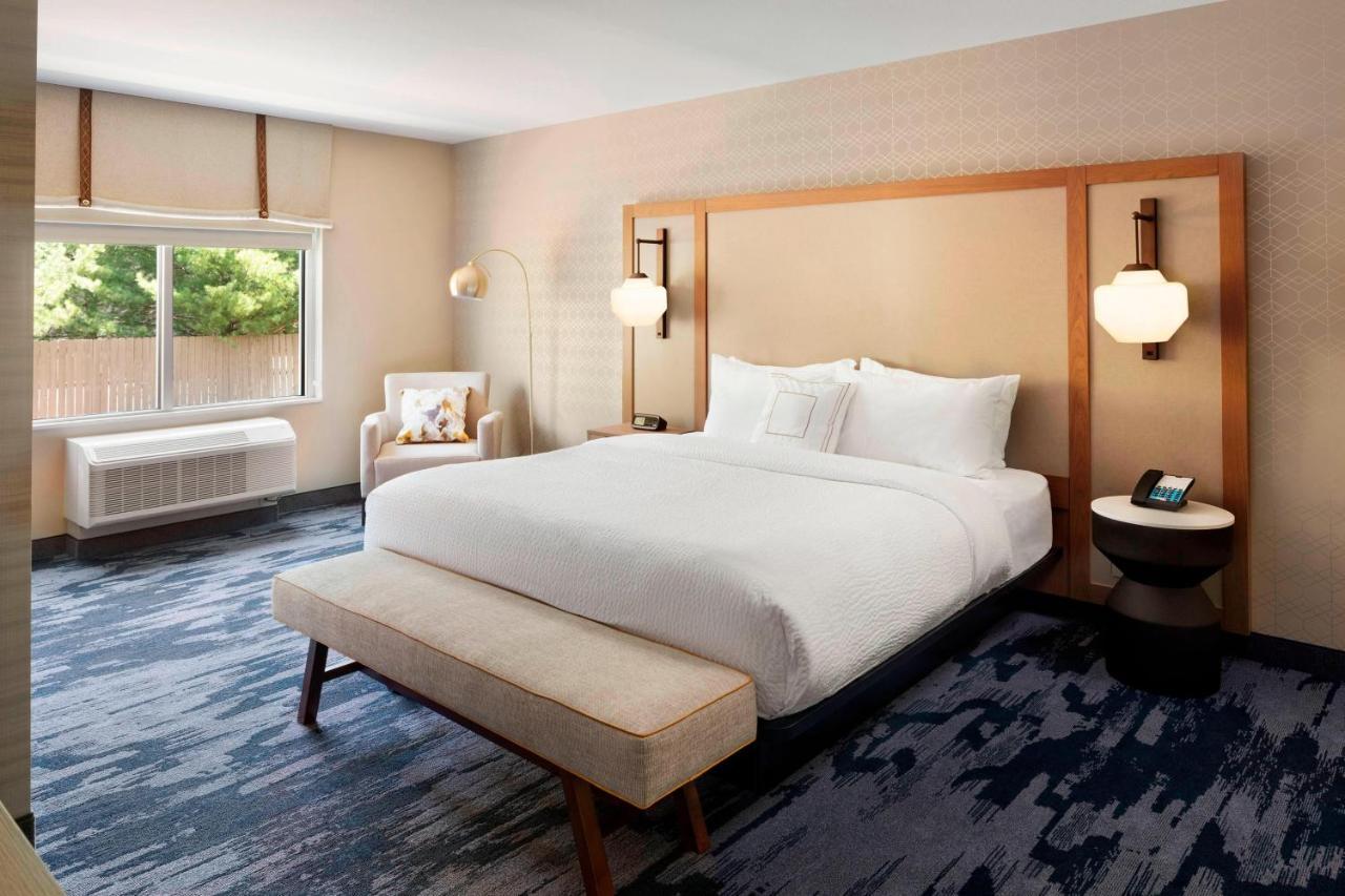 Fairfield Inn & Suites By Marriott Louisville Northeast Bagian luar foto