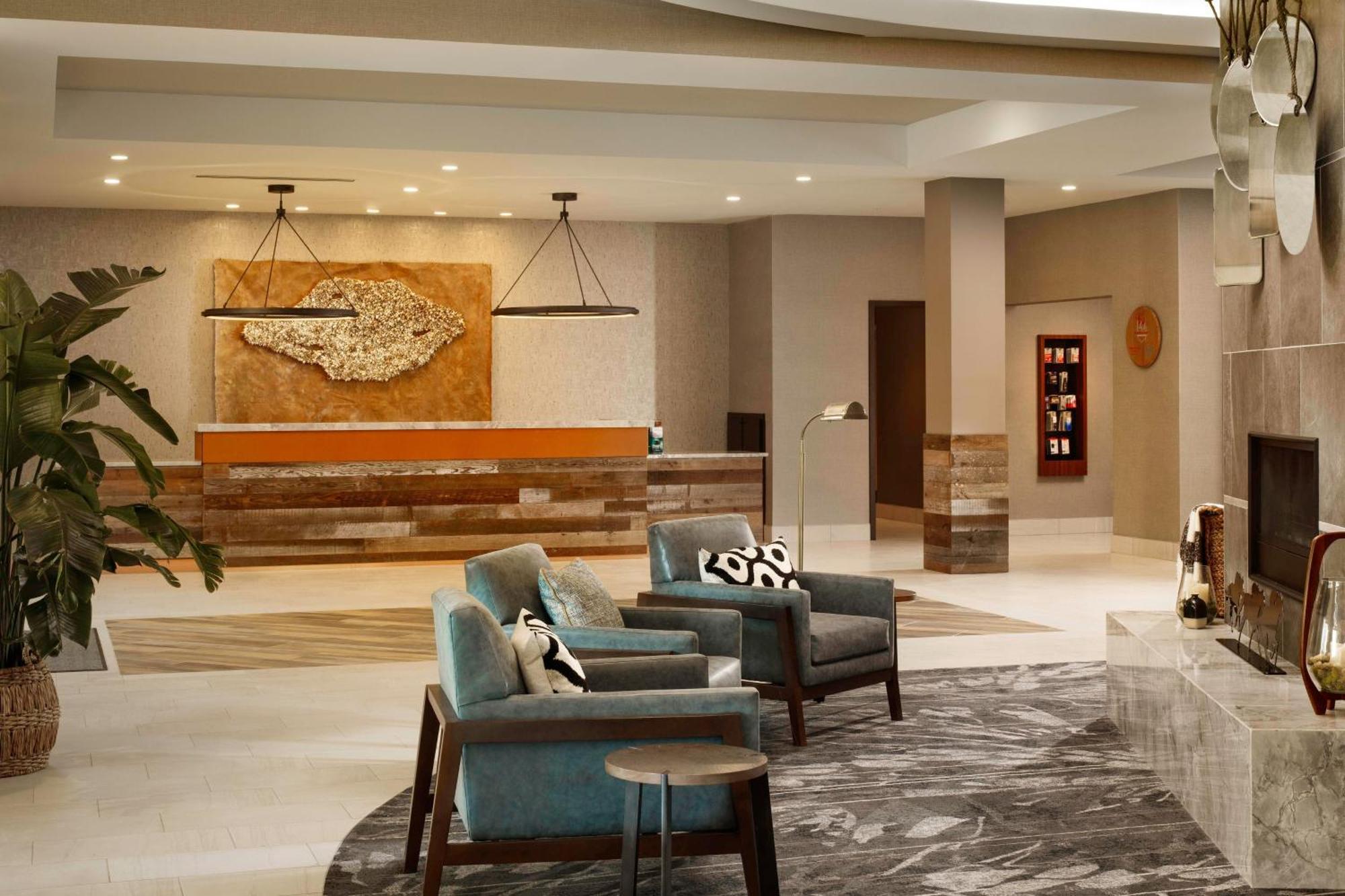Fairfield Inn & Suites By Marriott Louisville Northeast Bagian luar foto
