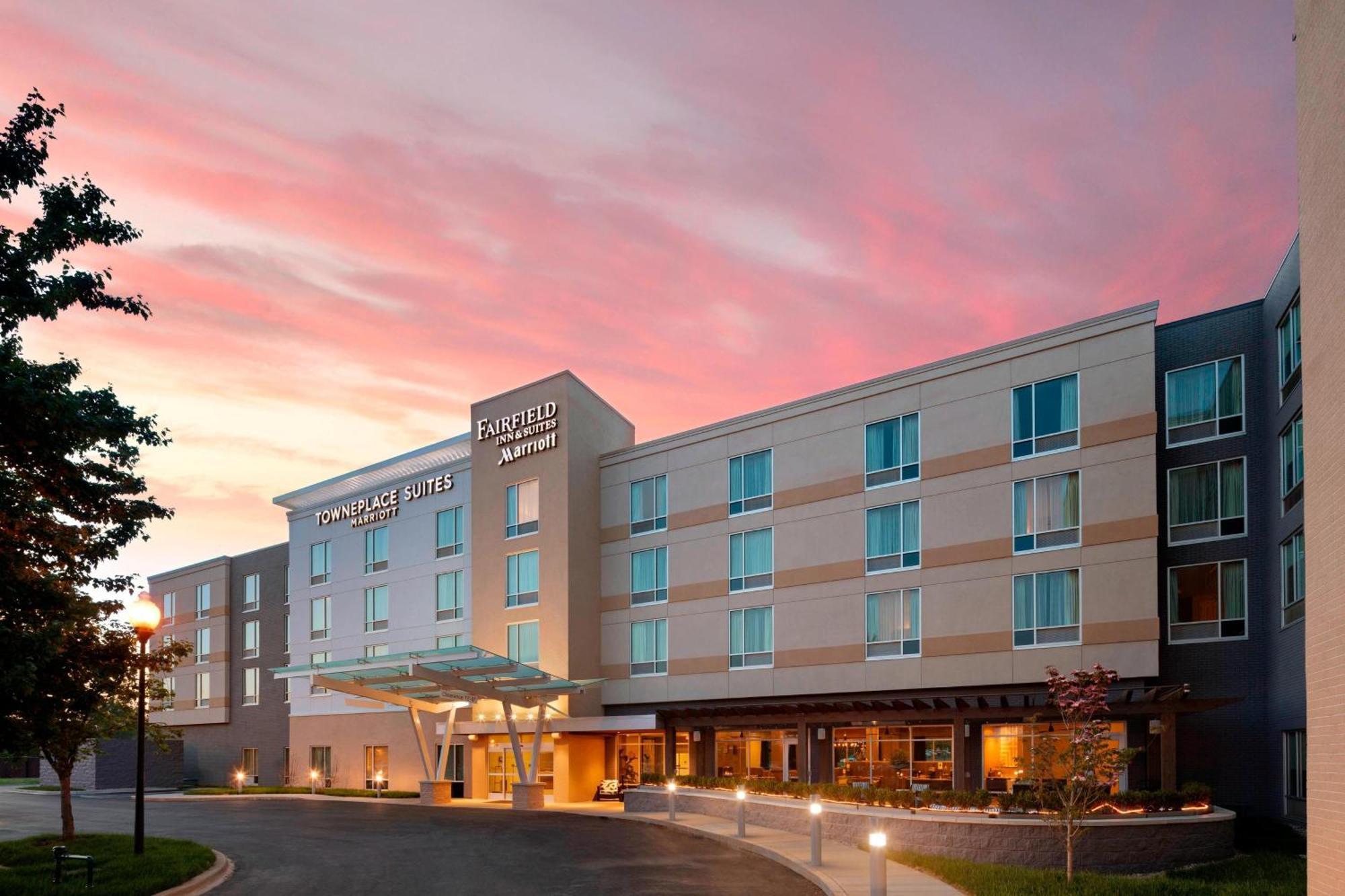 Fairfield Inn & Suites By Marriott Louisville Northeast Bagian luar foto