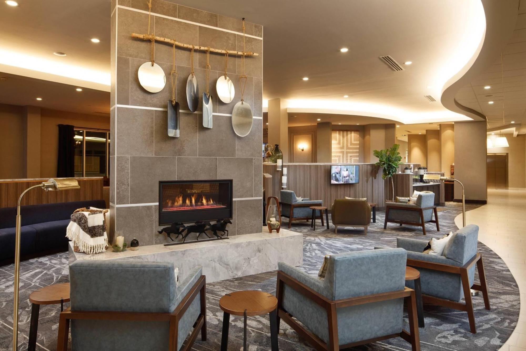Fairfield Inn & Suites By Marriott Louisville Northeast Bagian luar foto